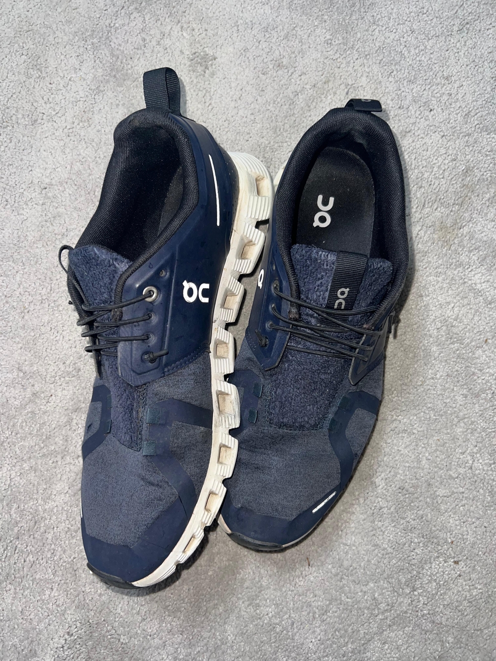 On Running Navy and White Men's Running Sneakers